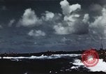 Standbild amphibischen Angriff Pacific Theater, 1945, aus Sekunde 18 historischem Filmmaterial Videoclip 65675068433