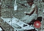Standbild verwundete Soldaten Pacific Theater, 1945, aus Sekunde 30 historischem Filmmaterial Videoclip 65675068434