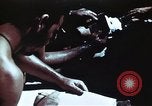 Standbild verwundete Soldaten Pacific Theater, 1945, aus Sekunde 48 historischem Filmmaterial Videoclip 65675068434