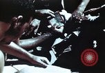 Standbild verwundete Soldaten Pacific Theater, 1945, aus Sekunde 50 historischem Filmmaterial Videoclip 65675068434
