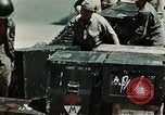 Standbild verwundete Soldaten Pacific Theater, 1945, aus Sekunde 18 historischem Filmmaterial Videoclip 65675068435