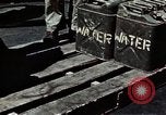 Standbild verwundete Soldaten Pacific Theater, 1945, aus Sekunde 21 historischem Filmmaterial Videoclip 65675068435
