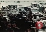 Standbild verwundete Soldaten Pacific Theater, 1945, aus Sekunde 26 historischem Filmmaterial Videoclip 65675068435