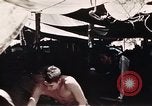 Standbild verwundete Soldaten Pacific Theater, 1945, aus Sekunde 48 historischem Filmmaterial Videoclip 65675068435