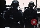 Standbild verwundete Soldaten Pacific Theater, 1945, aus Sekunde 58 historischem Filmmaterial Videoclip 65675068435
