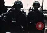 Standbild verwundete Soldaten Pacific Theater, 1945, aus Sekunde 59 historischem Filmmaterial Videoclip 65675068435