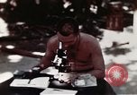 Standbild verwundete Soldaten Pacific Theater, 1945, aus Sekunde 58 historischem Filmmaterial Videoclip 65675068436