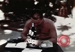Standbild verwundete Soldaten Pacific Theater, 1945, aus Sekunde 59 historischem Filmmaterial Videoclip 65675068436