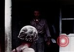 Standbild verwundete Soldaten Pacific Theater, 1945, aus Sekunde 15 historischem Filmmaterial Videoclip 65675068437