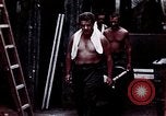 Standbild verwundete Soldaten Pacific Theater, 1945, aus Sekunde 27 historischem Filmmaterial Videoclip 65675068437
