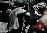 Standbild verwundete Soldaten Pacific Theater, 1945, aus Sekunde 30 historischem Filmmaterial Videoclip 65675068437