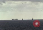 Standbild USA Schiffe Atlantik, 1962, aus Sekunde 11 historischem Filmmaterial Videoclip 65675068453