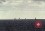 Standbild USA Schiffe Atlantik, 1962, aus Sekunde 17 historischem Filmmaterial Videoclip 65675068453