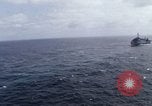 Standbild USA Schiffe Atlantik, 1962, aus Sekunde 10 historischem Filmmaterial Videoclip 65675068454