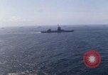 Immagine di Stati Uniti Seconda flotta conduce la revisione della flotta per il presidente Kennedy Oceano atlantico, 1962, secondo 38 filmato di repertorio 65675068455