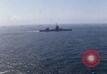 Immagine di Stati Uniti Seconda flotta conduce la revisione della flotta per il presidente Kennedy Oceano atlantico, 1962, secondo 39 filmato di repertorio 65675068455