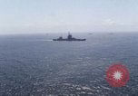 Immagine di Stati Uniti Seconda flotta conduce la revisione della flotta per il presidente Kennedy Oceano atlantico, 1962, secondo 55 filmato di repertorio 65675068455