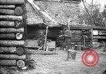 Standbild Firma E USA 167 Infanterie Regiment zeigt Bereitschaft Neuviller-La-roche Frankreich, 1918, aus Sekunde 39 historischem Filmmaterial Videoclip 65675068474