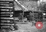Standbild Firma E USA 167 Infanterie Regiment zeigt Bereitschaft Neuviller-La-roche Frankreich, 1918, aus Sekunde 40 historischem Filmmaterial Videoclip 65675068474
