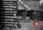 Standbild Firma E USA 167 Infanterie Regiment zeigt Bereitschaft Neuviller-La-roche Frankreich, 1918, aus Sekunde 41 historischem Filmmaterial Videoclip 65675068474