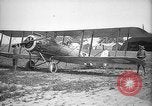 Standbild Salmson französische Aufklärer Viefvillers Frankreich, 1918, aus Sekunde 13 historischem Filmmaterial Videoclip 65675068479