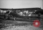 Standbild Salmson französische Aufklärer Viefvillers Frankreich, 1918, aus Sekunde 17 historischem Filmmaterial Videoclip 65675068479