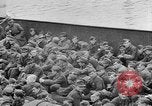 Standbild deutsche Soldaten Holland Niederlande, 1945, aus Sekunde 18 historischem Filmmaterial Videoclip 65675068486
