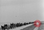 Standbild deutsche Soldaten Holland Niederlande, 1945, aus Sekunde 39 historischem Filmmaterial Videoclip 65675068486
