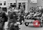 Standbild deutsche Soldaten Holland Niederlande, 1945, aus Sekunde 58 historischem Filmmaterial Videoclip 65675068486