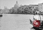 Immagine di Gli edifici danneggiati Venezia Italia, 1945, secondo 42 filmato di repertorio 65675068488