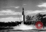 Image V-2 rocket Cuxhaven Allemagne, 1945, de la seconde 26 séquences d'archives historiques vidéo 65675068494