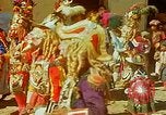 Immagine di Mummers mascherato Guatemala, 1946, secondo 24 filmato di repertorio 65675068497