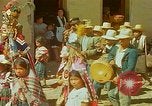 Immagine di Mummers mascherato Guatemala, 1946, secondo 28 filmato di repertorio 65675068497
