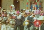 Immagine di Mummers mascherato Guatemala, 1946, secondo 35 filmato di repertorio 65675068497