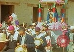 Immagine di Mummers mascherato Guatemala, 1946, secondo 38 filmato di repertorio 65675068497