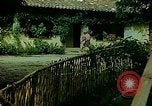 Standbild Waterfront Häuser Guatemala, 1946, aus Sekunde 13 historischem Filmmaterial Videoclip 65675068499