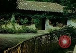 Standbild Waterfront Häuser Guatemala, 1946, aus Sekunde 17 historischem Filmmaterial Videoclip 65675068499