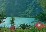 Standbild Waterfront Häuser Guatemala, 1946, aus Sekunde 22 historischem Filmmaterial Videoclip 65675068499
