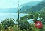 Standbild Waterfront Häuser Guatemala, 1946, aus Sekunde 33 historischem Filmmaterial Videoclip 65675068499