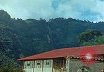Standbild Waterfront Häuser Guatemala, 1946, aus Sekunde 42 historischem Filmmaterial Videoclip 65675068499