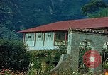 Standbild Waterfront Häuser Guatemala, 1946, aus Sekunde 49 historischem Filmmaterial Videoclip 65675068499