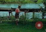 Standbild Waterfront Häuser Guatemala, 1946, aus Sekunde 52 historischem Filmmaterial Videoclip 65675068499