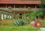 Standbild Waterfront Häuser Guatemala, 1946, aus Sekunde 57 historischem Filmmaterial Videoclip 65675068499