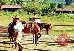 Immagine di Gli osservatori e i lavoratori indiani Guatemala, 1946, secondo 40 filmato di repertorio 65675068503