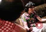 Standbild misshandelten Frauen United States USA, 1977, aus Sekunde 15 historischem Filmmaterial Videoclip 65675068527
