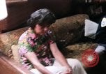 Standbild misshandelten Frauen United States USA, 1977, aus Sekunde 34 historischem Filmmaterial Videoclip 65675068527