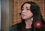 Immagine di Bistrattato donne United States USA, 1977, secondo 41 filmato di repertorio 65675068529