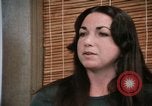 Immagine di Bistrattato donne United States USA, 1977, secondo 43 filmato di repertorio 65675068529