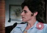 Immagine di Bistrattato donne United States USA, 1977, secondo 3 filmato di repertorio 65675068530