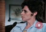 Immagine di Bistrattato donne United States USA, 1977, secondo 5 filmato di repertorio 65675068530